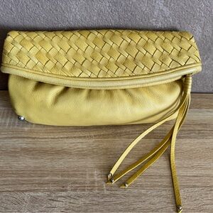 Italian DESIGNER Y2K Vintage Yellow Woven Genuine Leather Clutch w Tassel